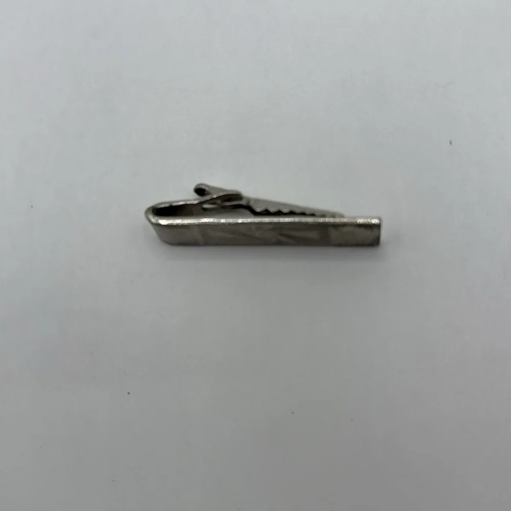 Vintage Silver Tone Tie Clip Bar Sun Sunburst Accessory Jewelry Etched Collect